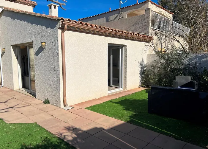 Secanto Belle Individuelle Avec Grand Jardin Rochelongue Cap D'agde Villa Agde