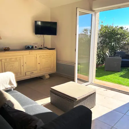 Secanto Belle Individuelle Avec Grand Jardin Rochelongue Cap D'agde فيلة *
